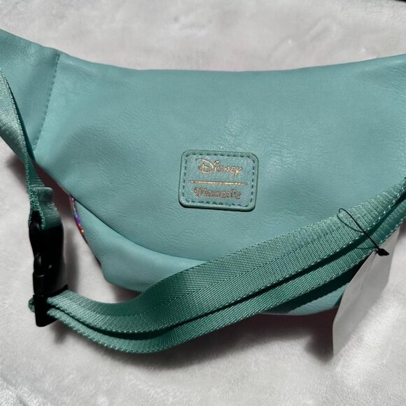 BNWT, OOAK Loungefly x Little Mermaid Pink Holographic Fanny Pack - Picture 4 of 5
